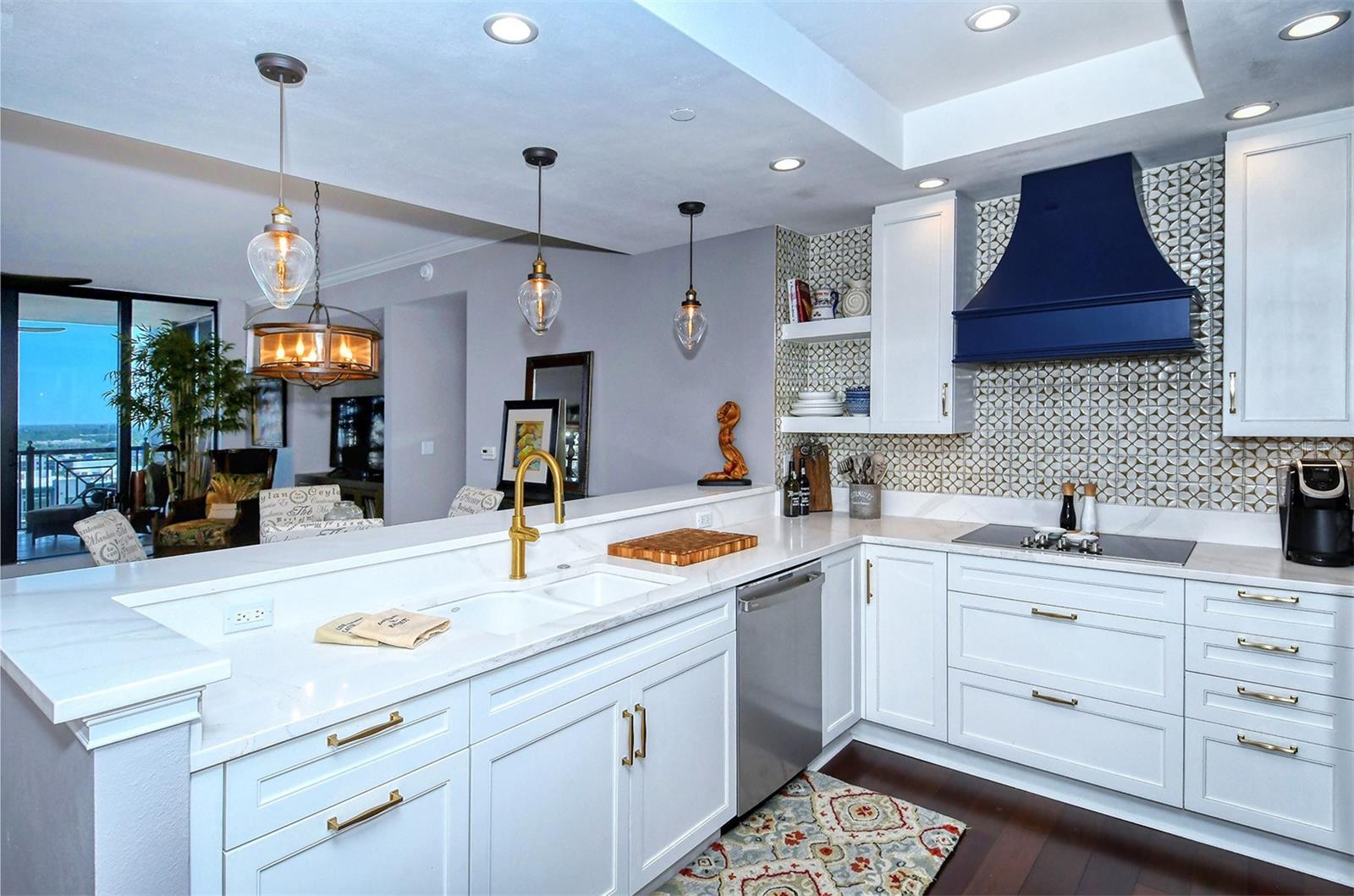 PLAZA AT 05 POINTS RESIDENCES - Residential Lease