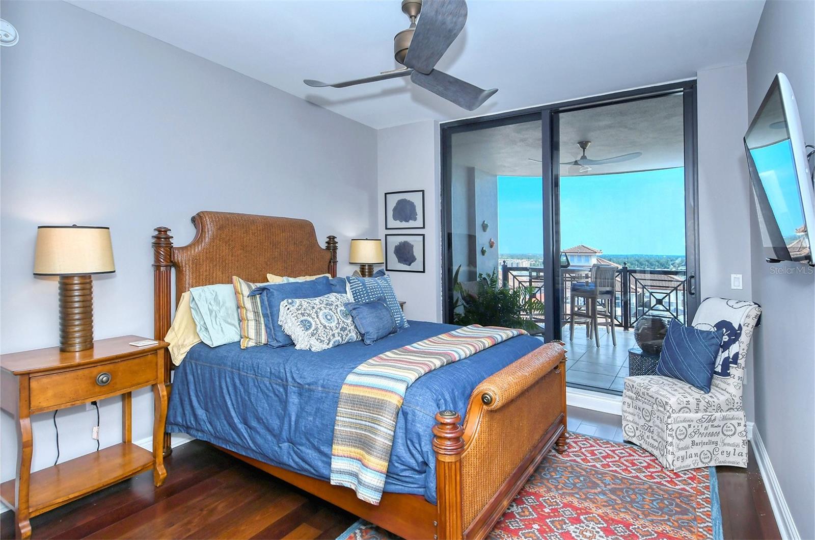 PLAZA AT 05 POINTS RESIDENCES - Residential Lease