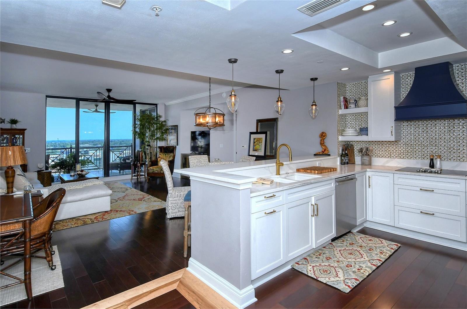 PLAZA AT 05 POINTS RESIDENCES - Residential Lease