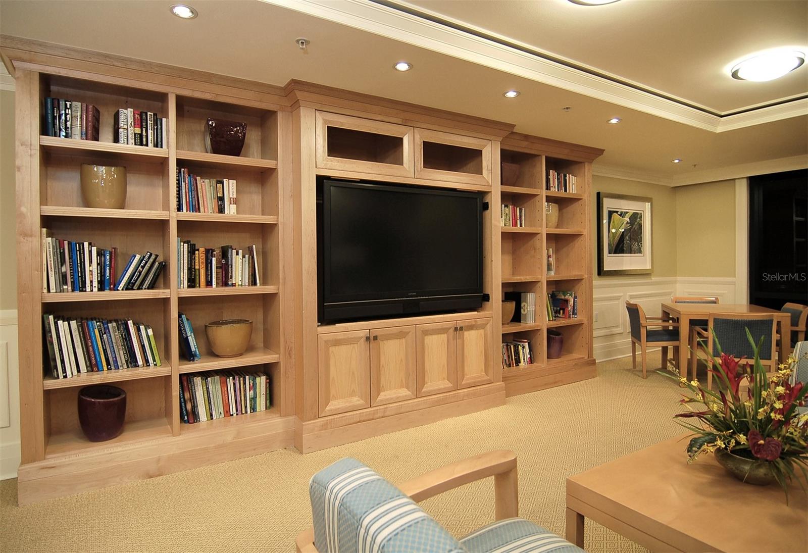 PLAZA AT 05 POINTS RESIDENCES - Residential Lease