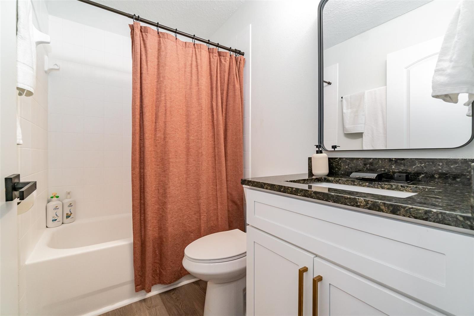 CLAYTON'S CORNER - Residential