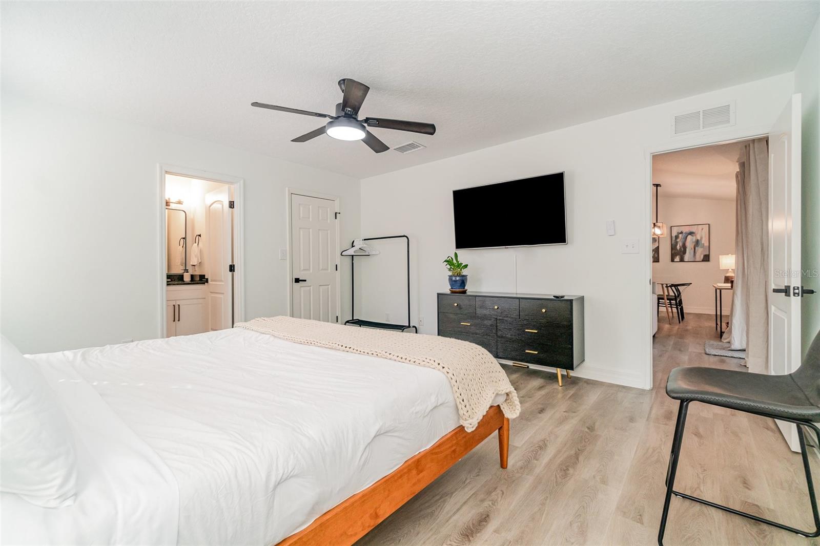 CLAYTON'S CORNER - Residential