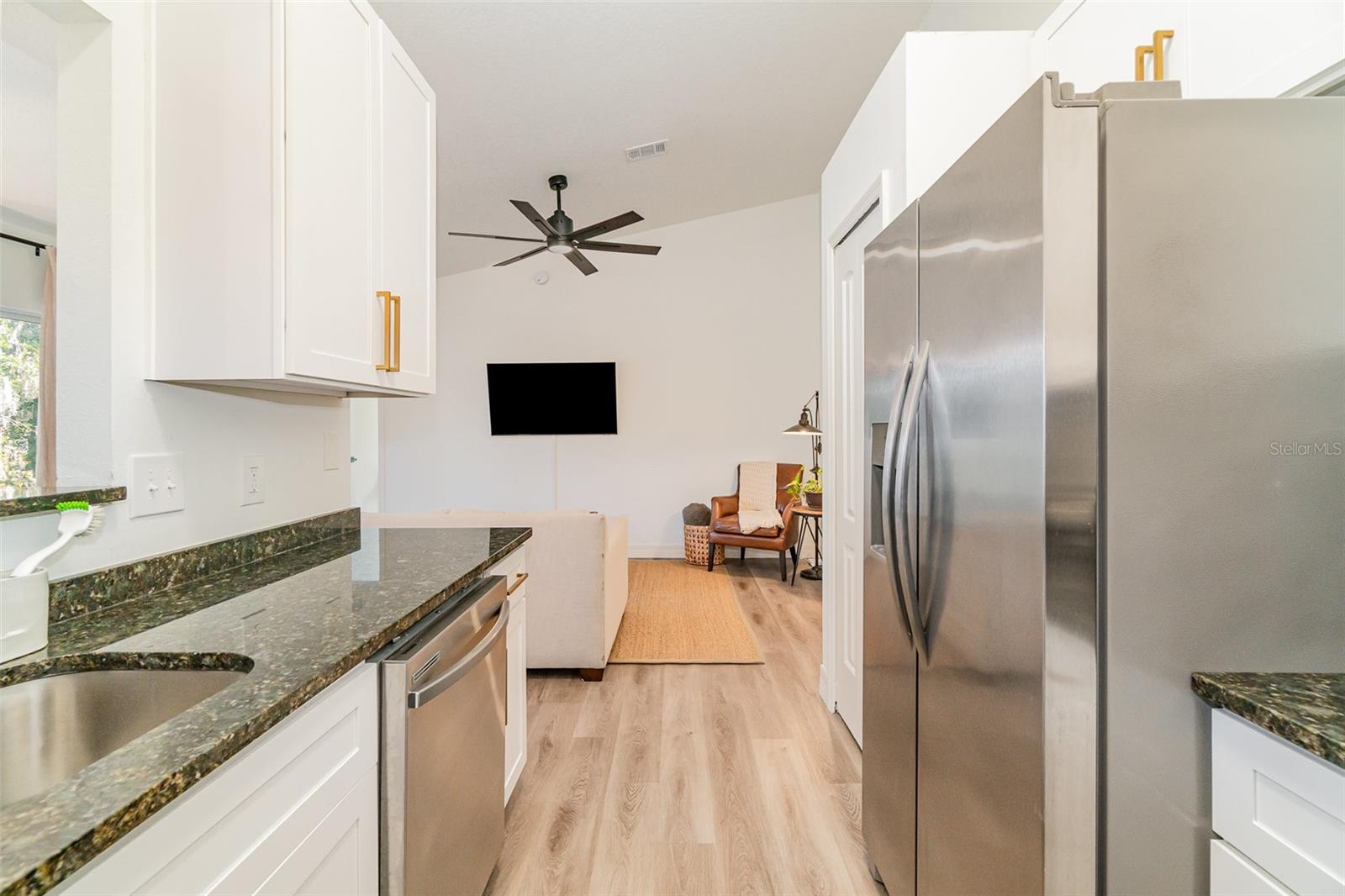 CLAYTON'S CORNER - Residential