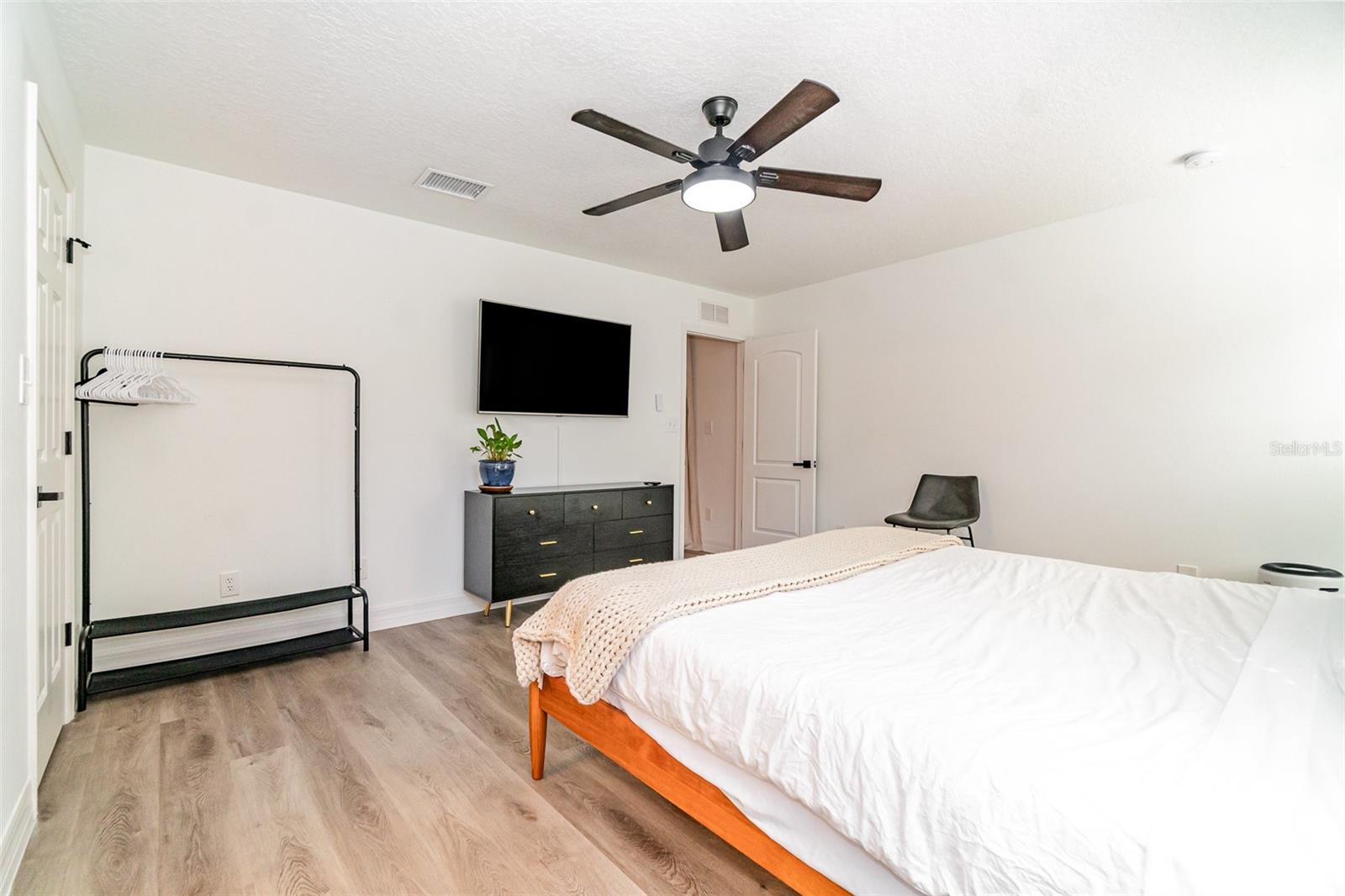 CLAYTON'S CORNER - Residential