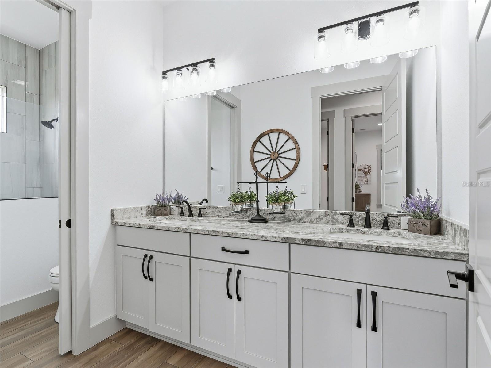 EAGLE RIDGE ESTATES TRACT 7 - Residential