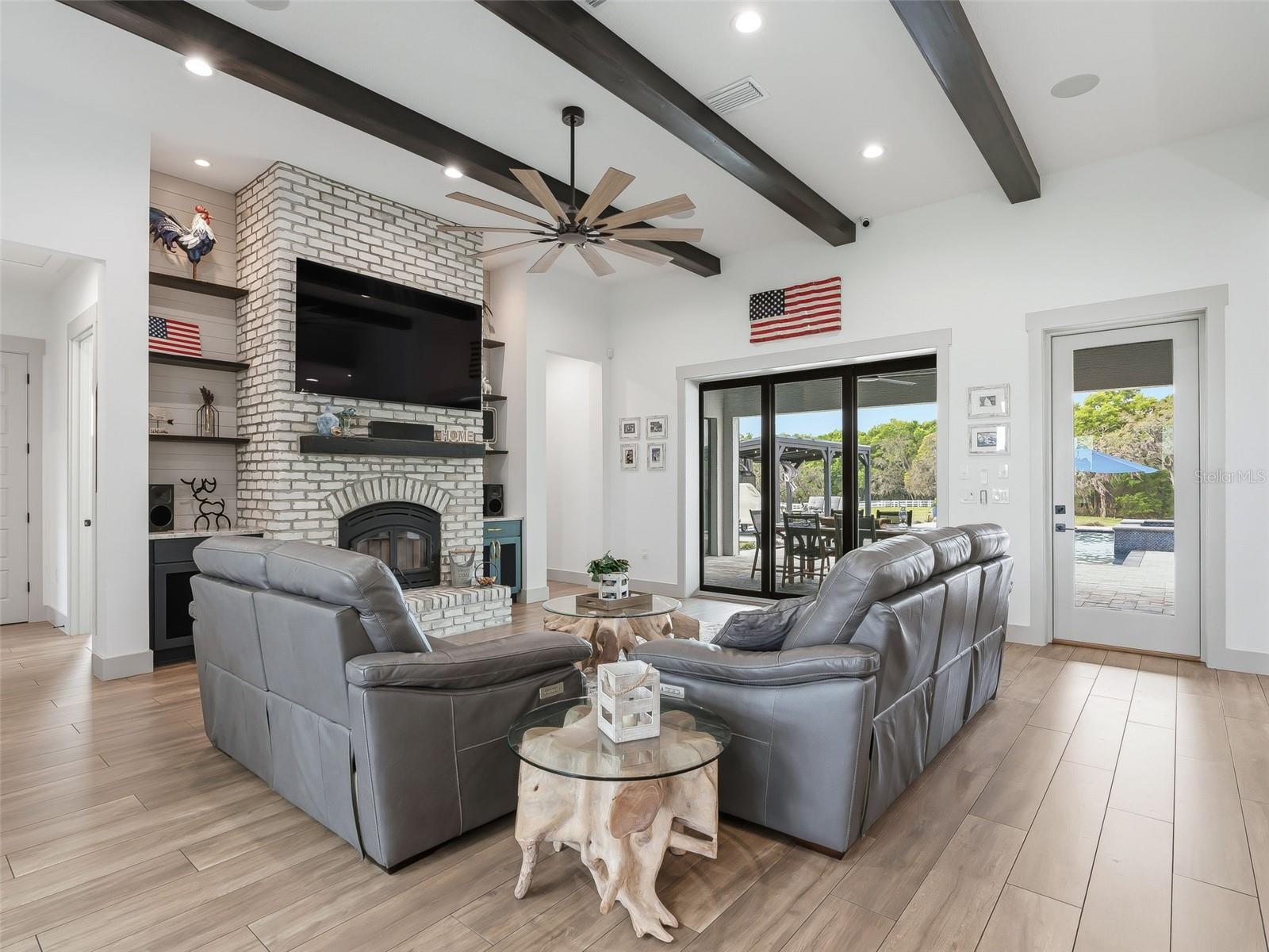 EAGLE RIDGE ESTATES TRACT 7 - Residential