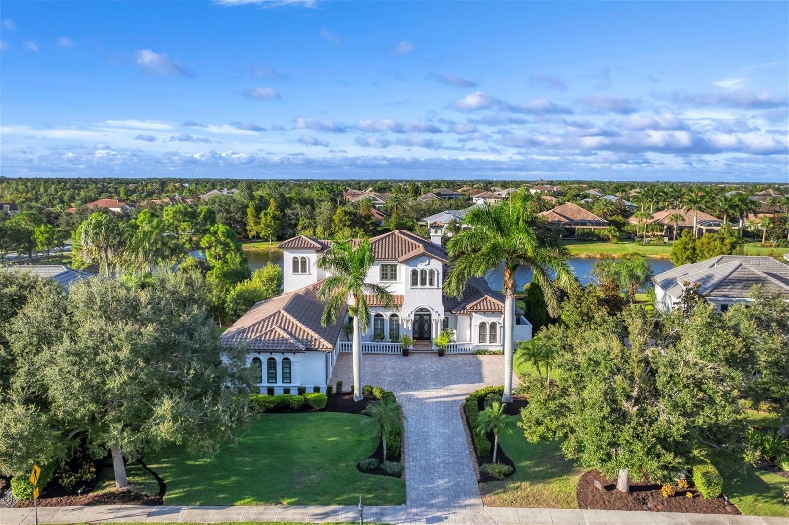 LAKE CLUB PH I - Residential