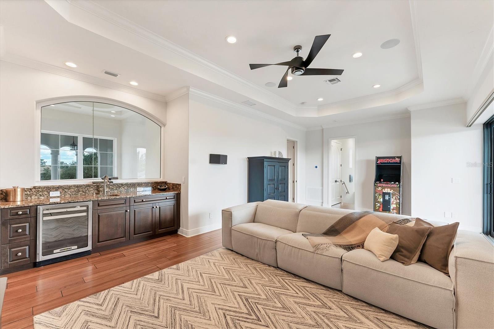 LAKE CLUB PH I - Residential