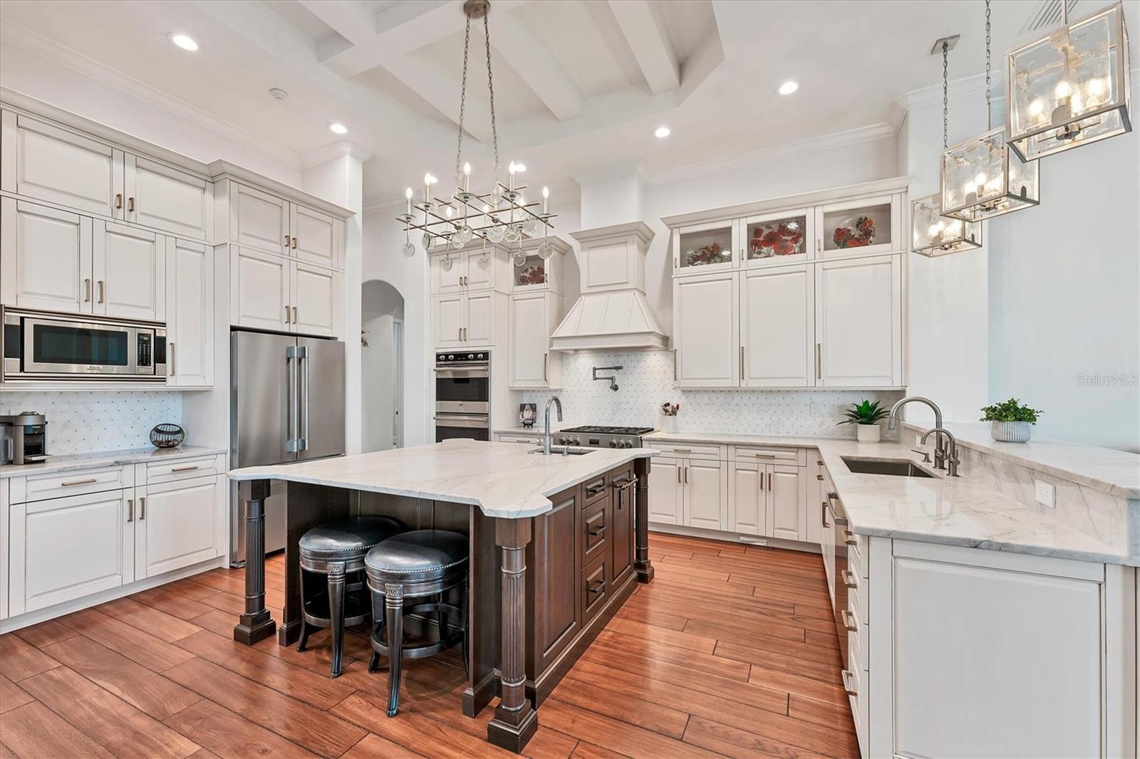 LAKE CLUB PH I - Residential