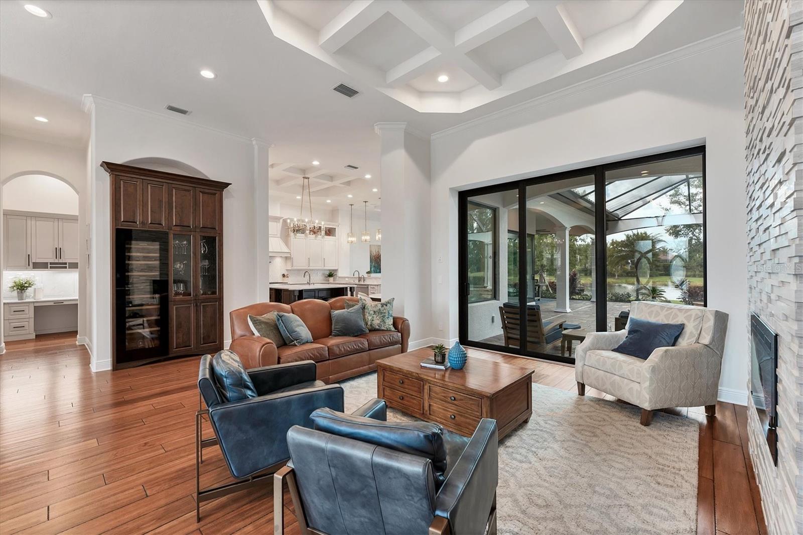 LAKE CLUB PH I - Residential