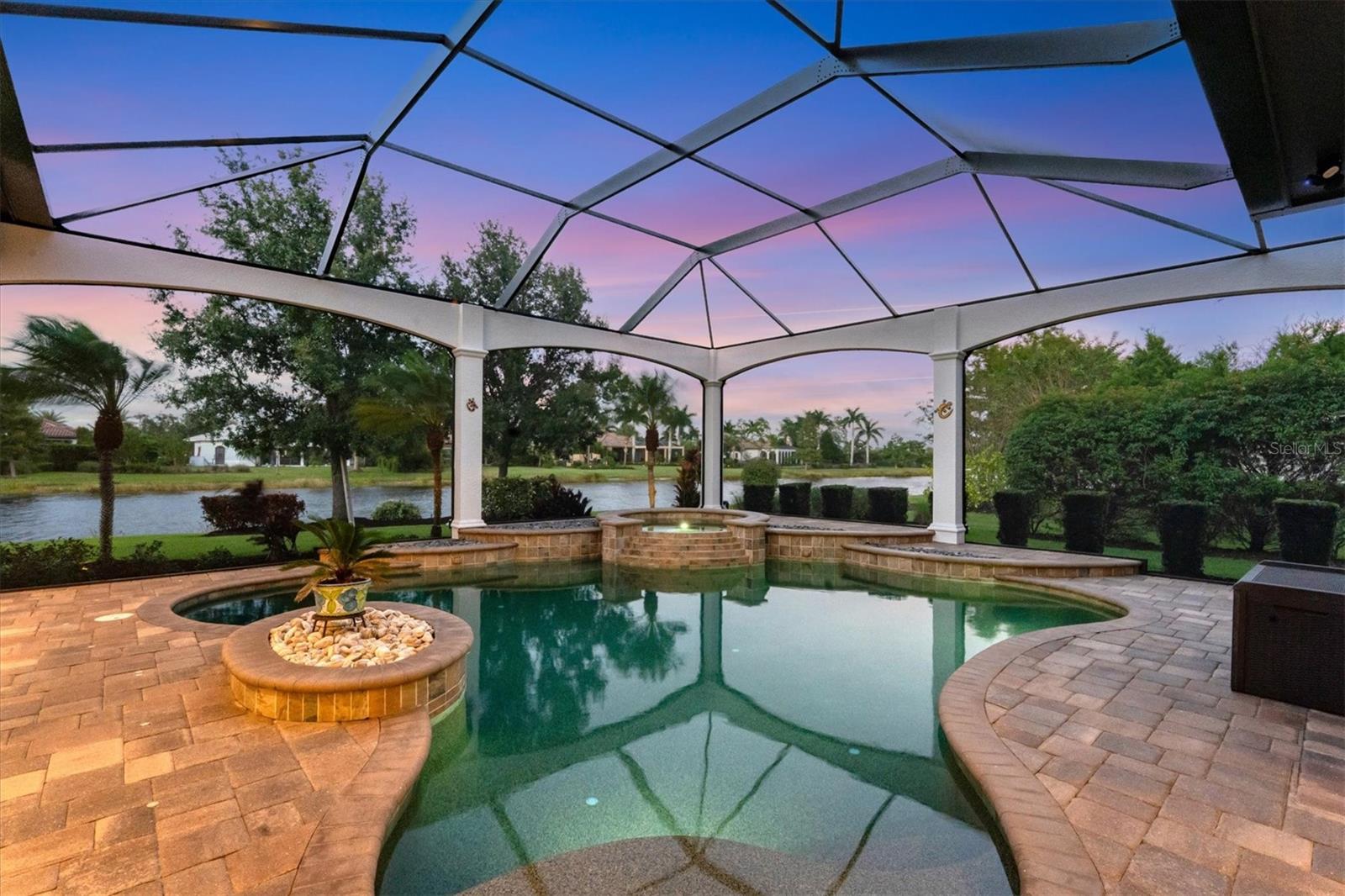 LAKE CLUB PH I - Residential