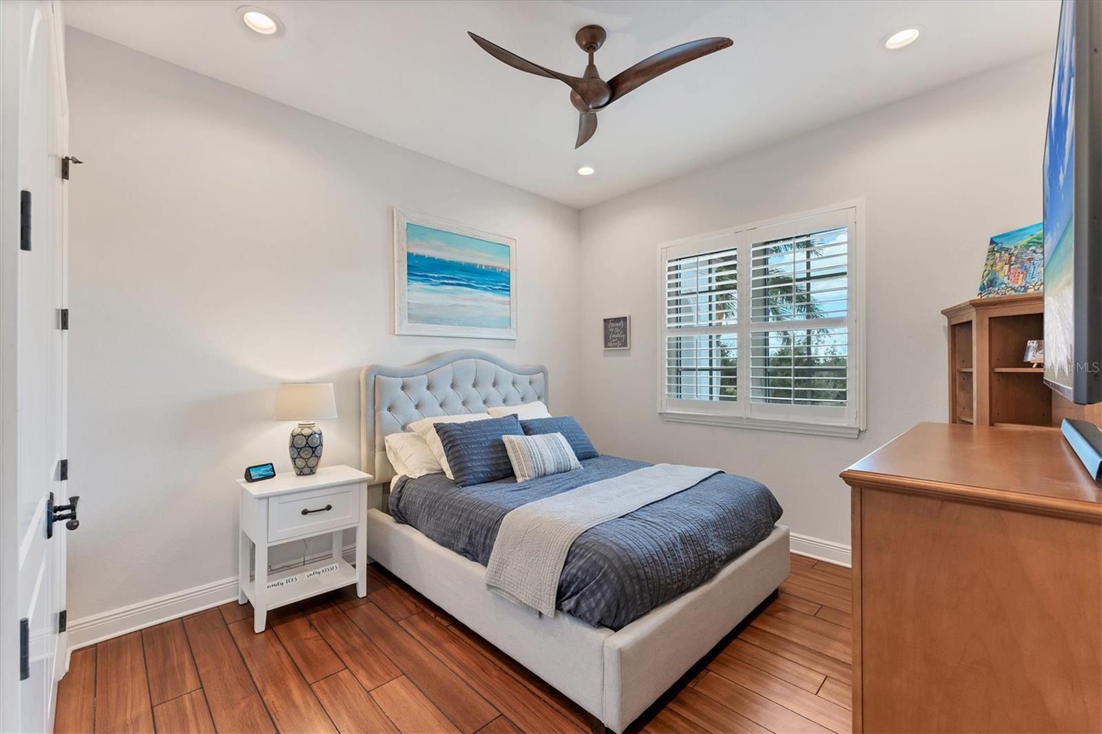 LAKE CLUB PH I - Residential