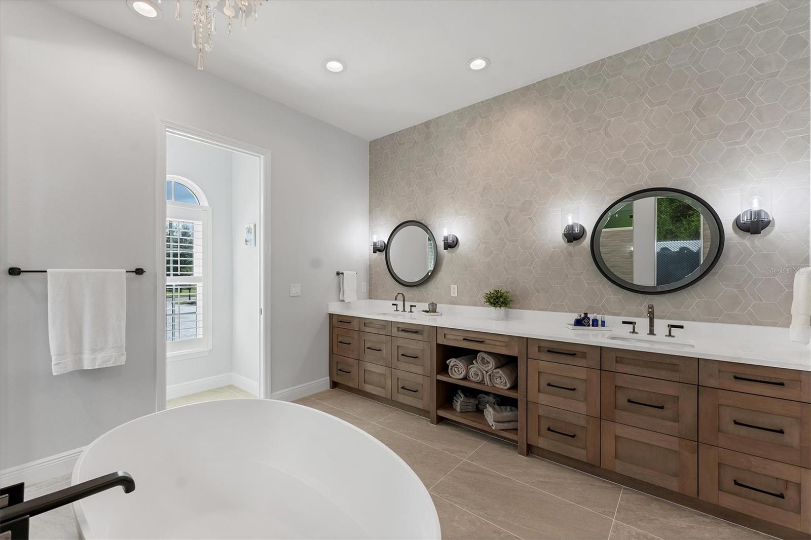 LAKE CLUB PH I - Residential