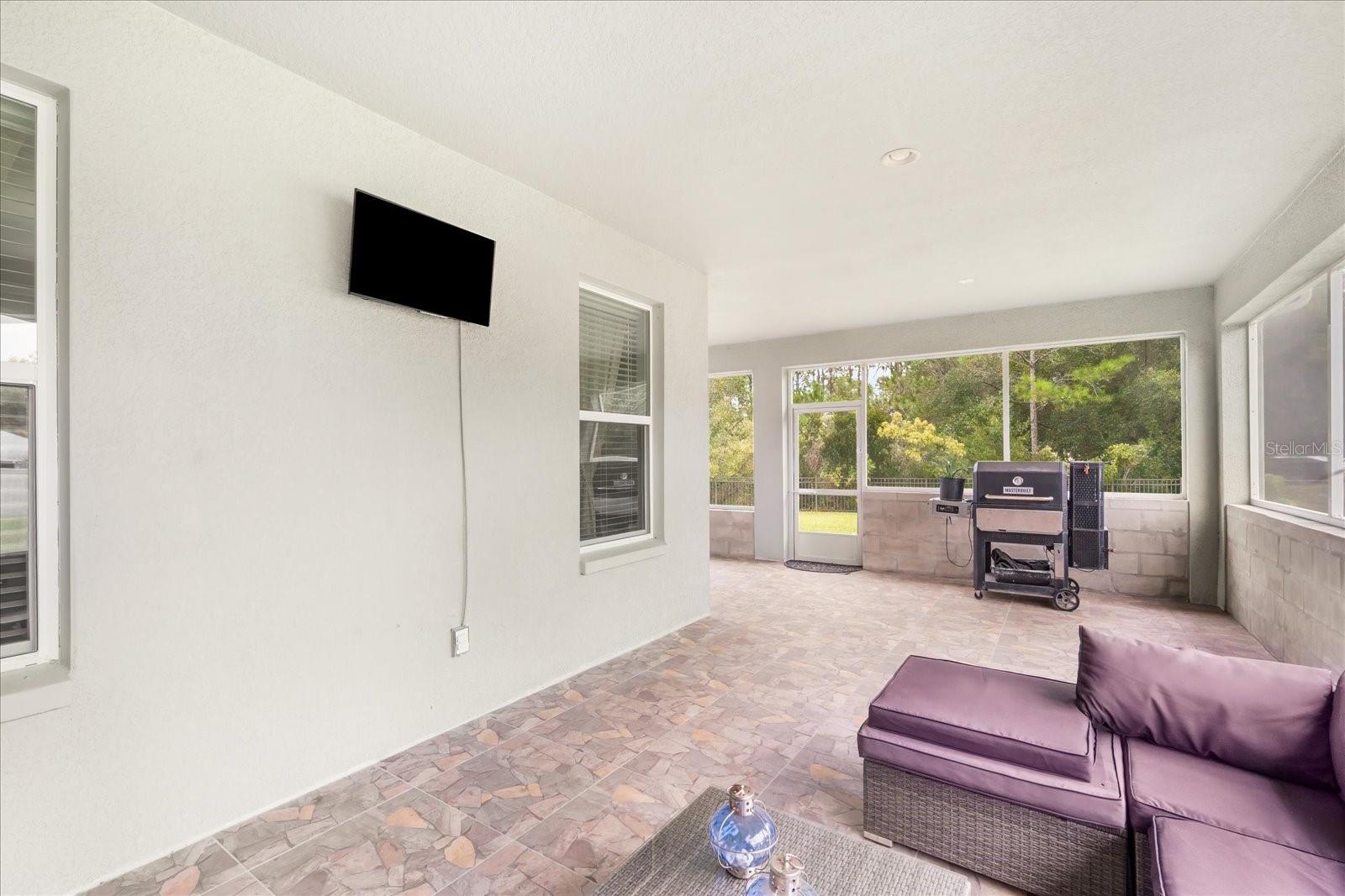 MEADOW POINTE IV PRCL N-P ENCLA - Residential