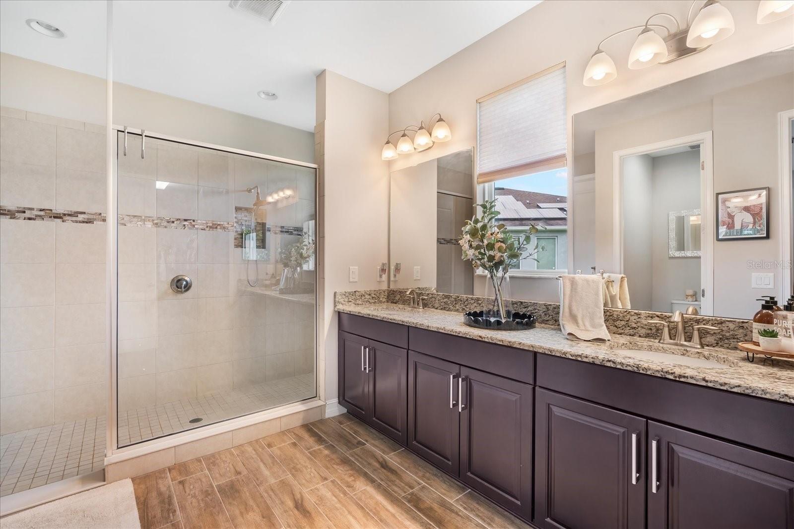 MEADOW POINTE IV PRCL N-P ENCLA - Residential