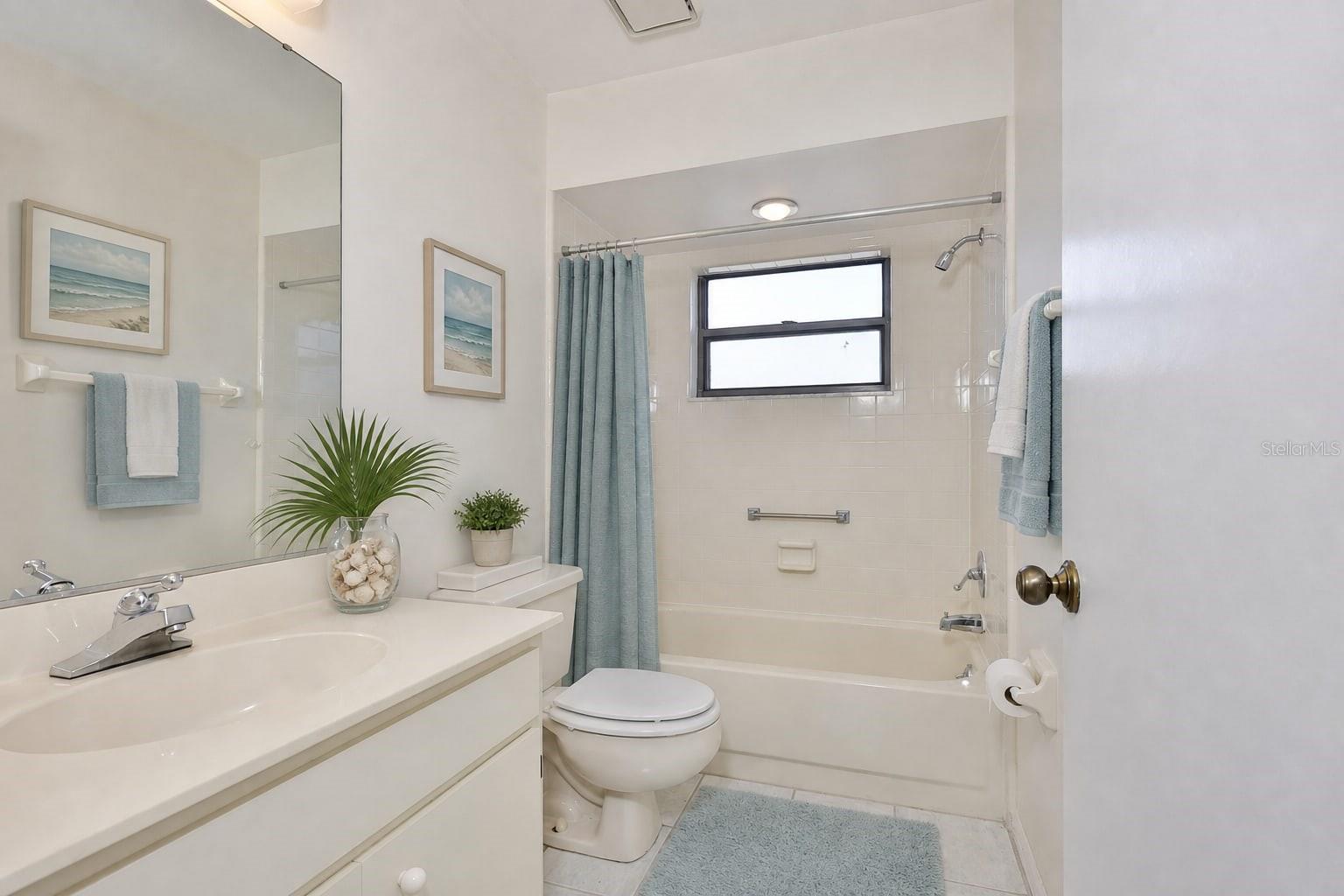 LANCASTER II CONDO - Residential