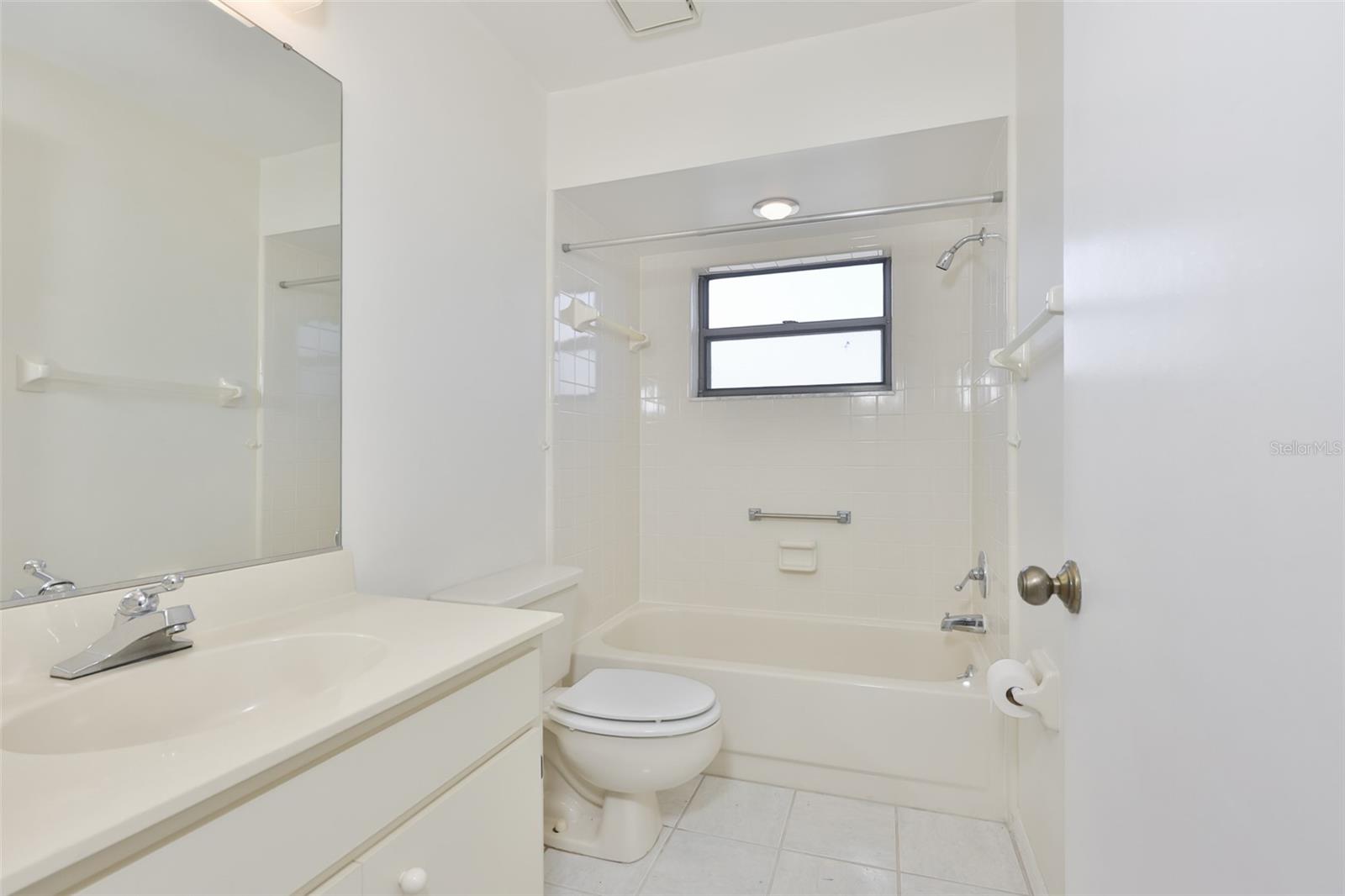 LANCASTER II CONDO - Residential