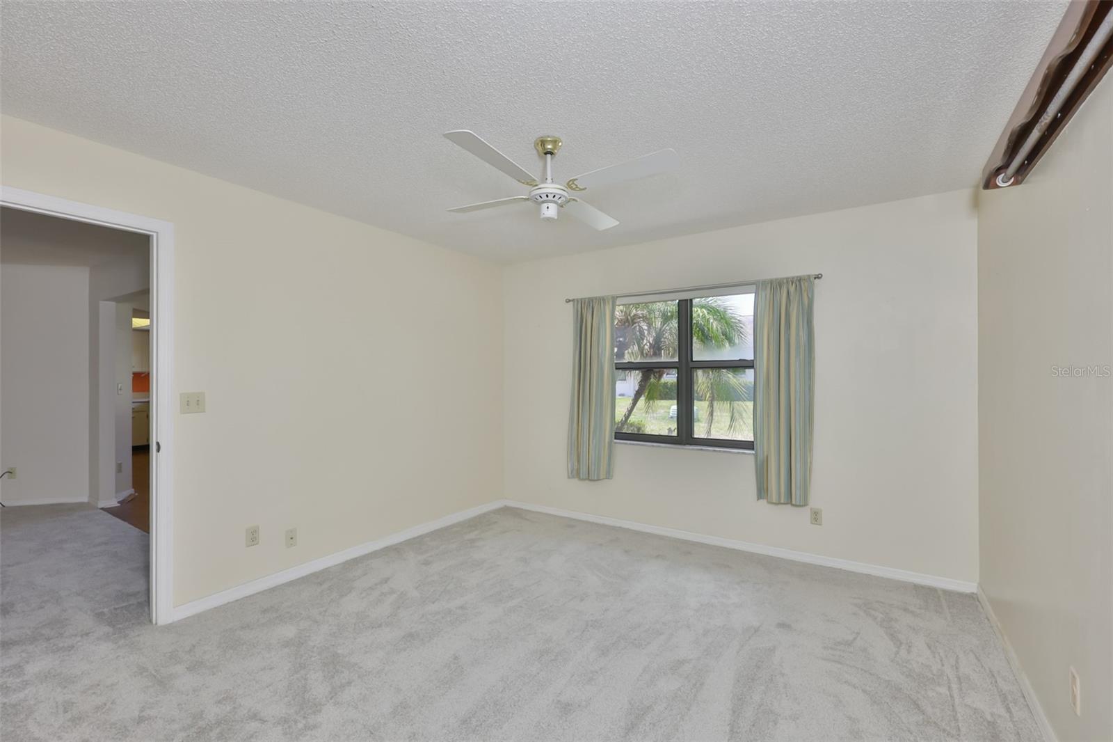 LANCASTER II CONDO - Residential