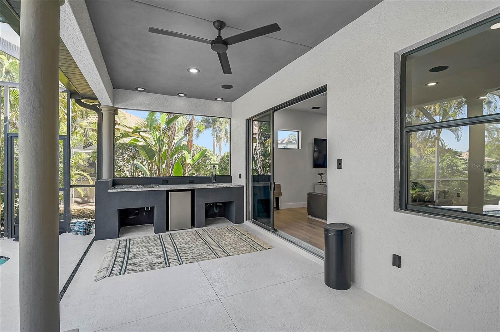 RESIDENCES AT UNIVERSITY GROVES - Residential