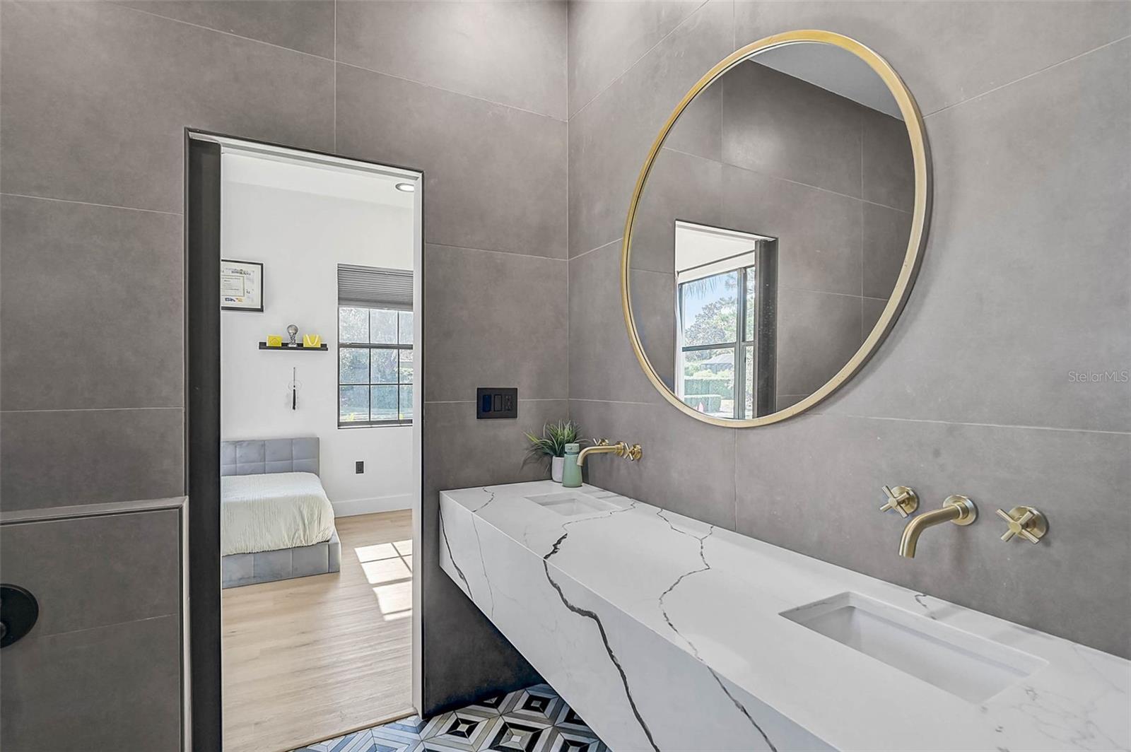 RESIDENCES AT UNIVERSITY GROVES - Residential