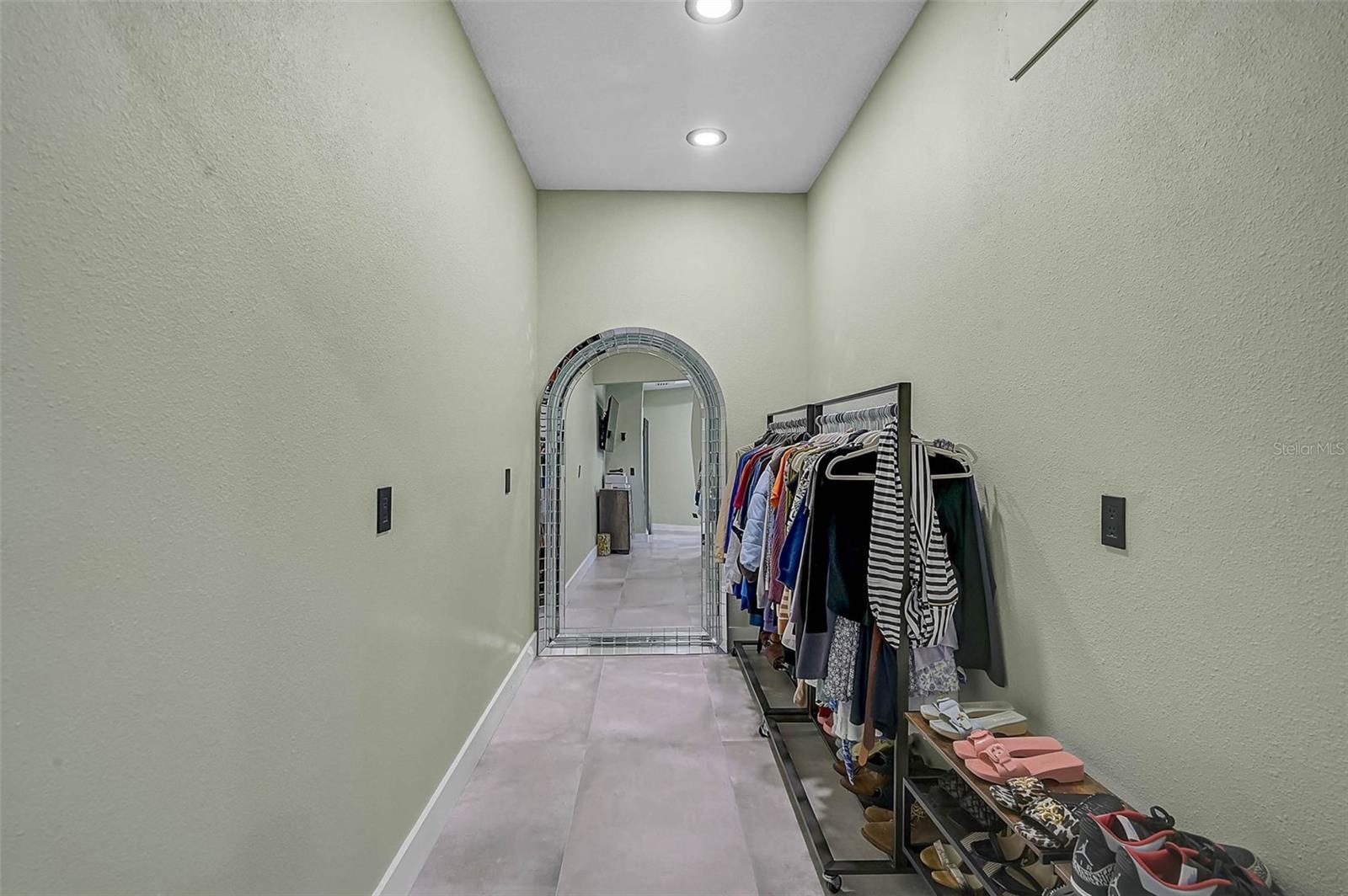 RESIDENCES AT UNIVERSITY GROVES - Residential