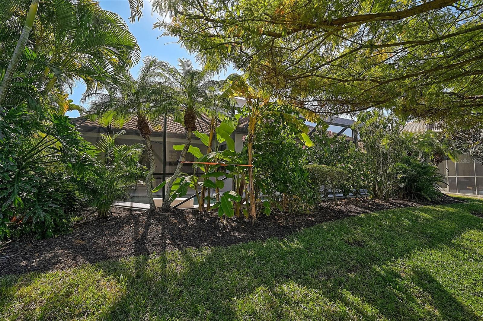 RESIDENCES AT UNIVERSITY GROVES - Residential