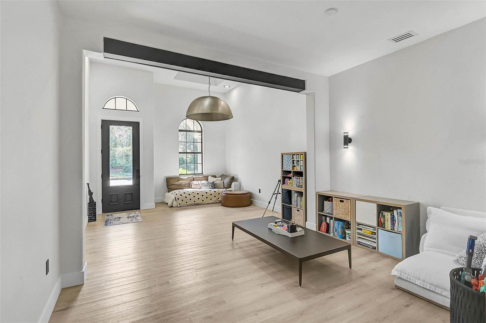 RESIDENCES AT UNIVERSITY GROVES - Residential