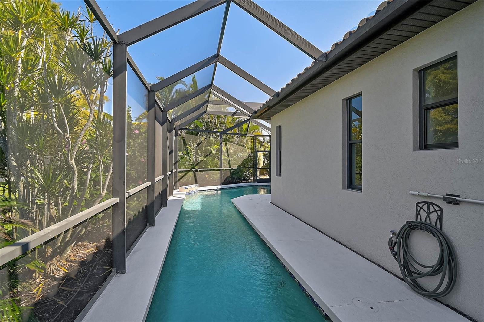 RESIDENCES AT UNIVERSITY GROVES - Residential