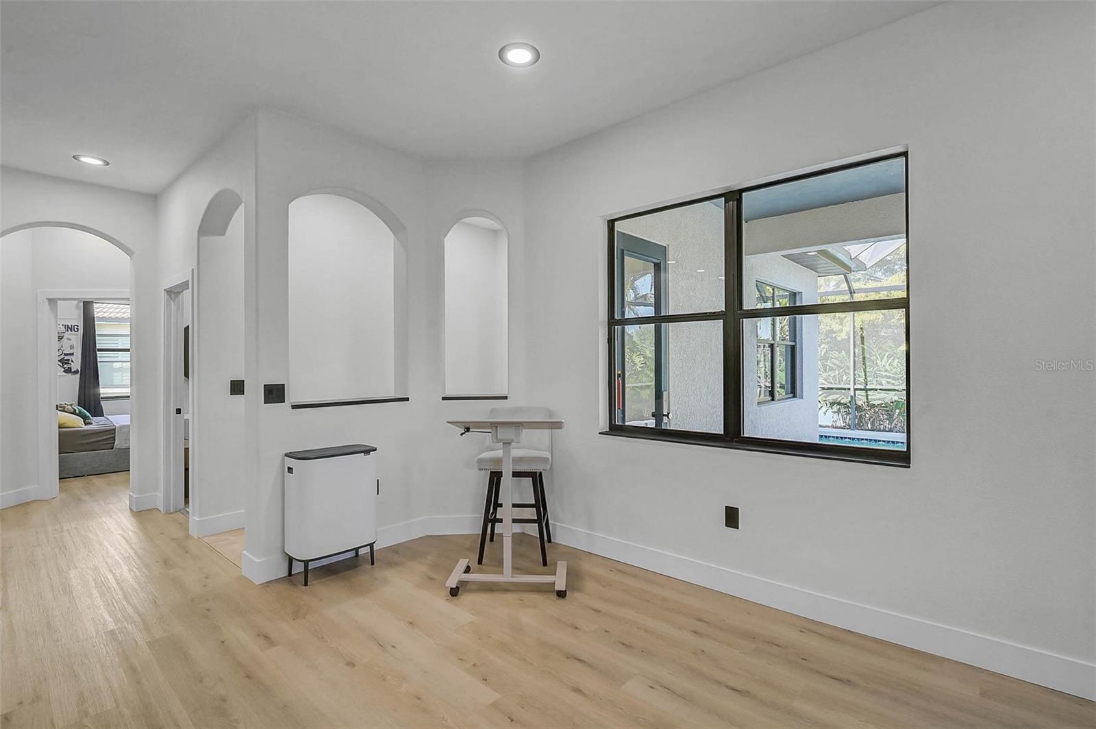 RESIDENCES AT UNIVERSITY GROVES - Residential