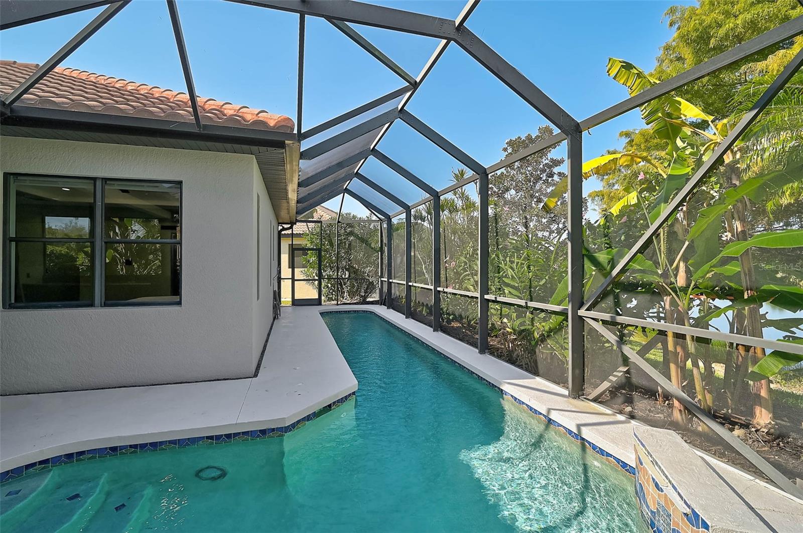 RESIDENCES AT UNIVERSITY GROVES - Residential