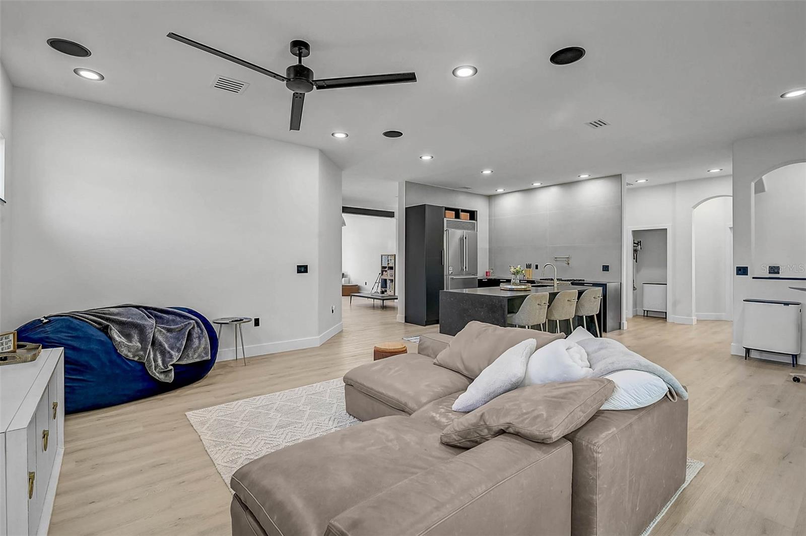 RESIDENCES AT UNIVERSITY GROVES - Residential