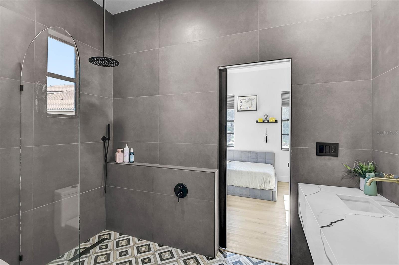 RESIDENCES AT UNIVERSITY GROVES - Residential