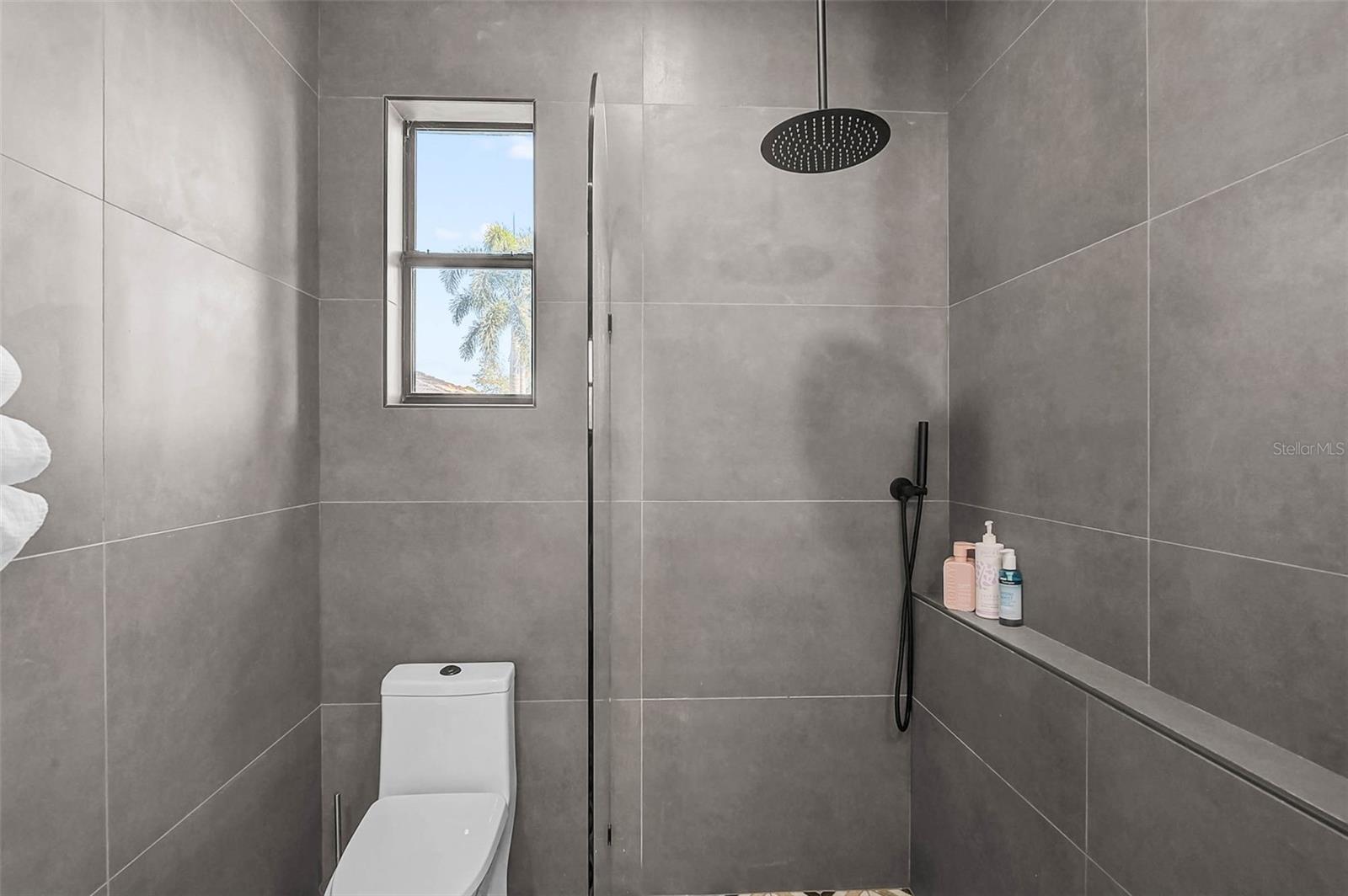 RESIDENCES AT UNIVERSITY GROVES - Residential