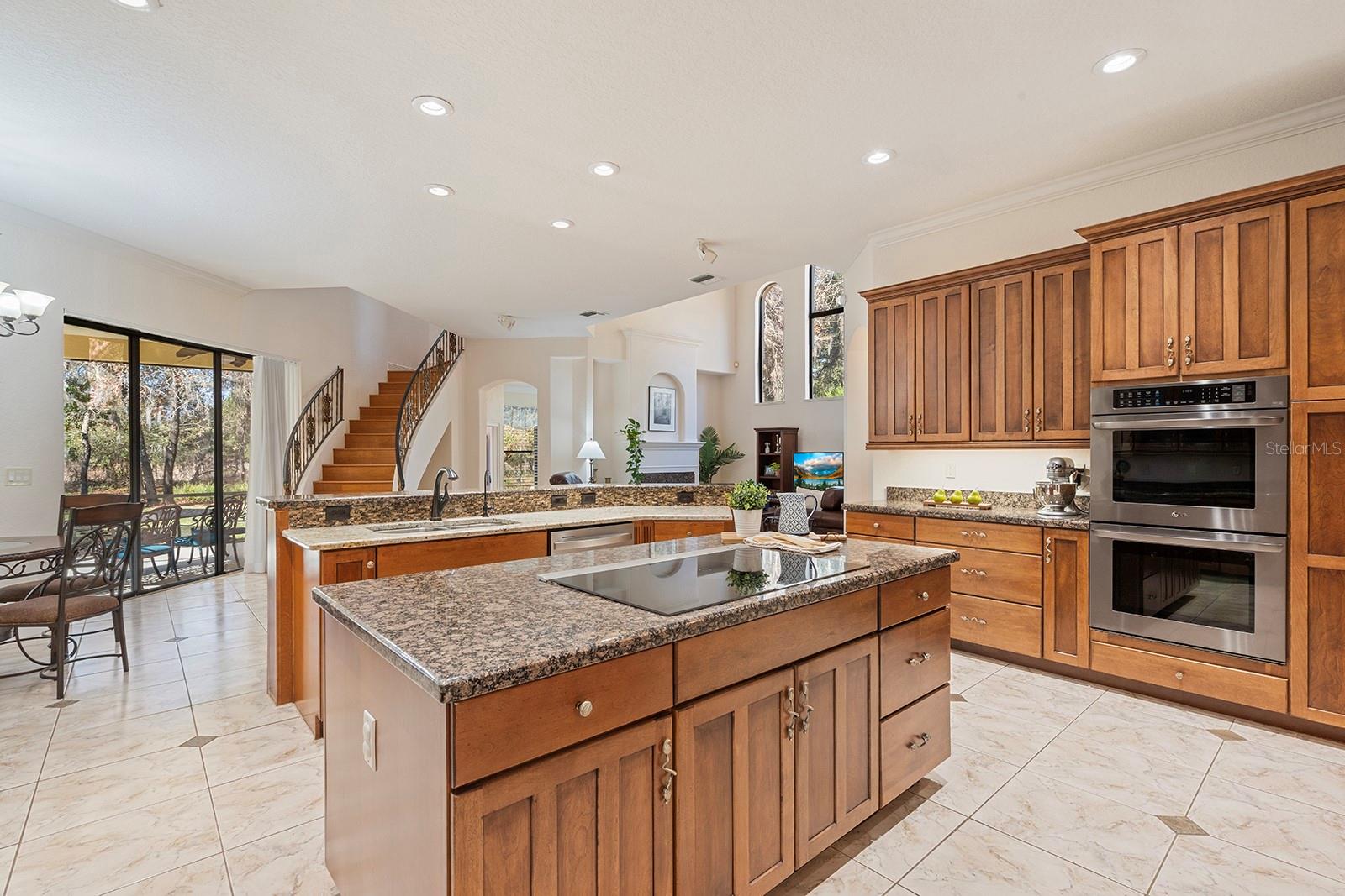 KILLALOE BY THE LAKE - Residential