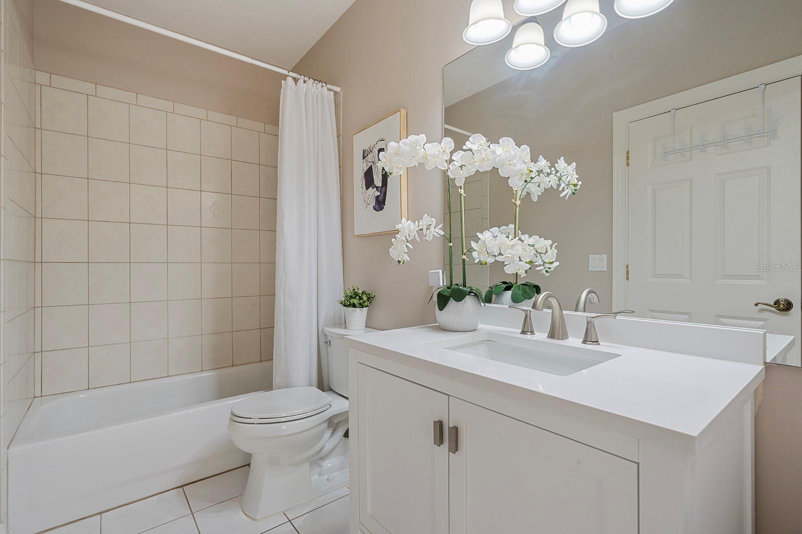 KILLALOE BY THE LAKE - Residential