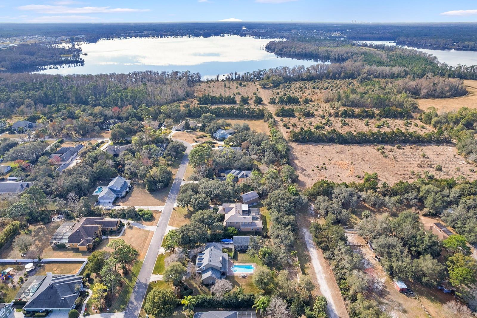 KILLALOE BY THE LAKE - Residential