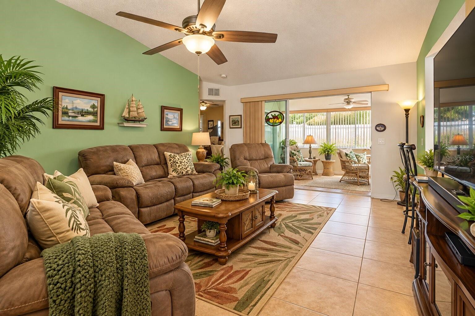8612 SW 61ST COURT