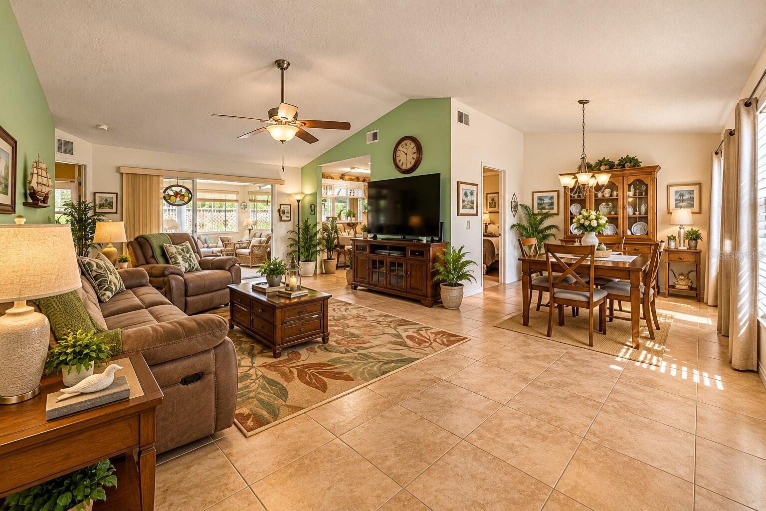 8612 SW 61ST COURT