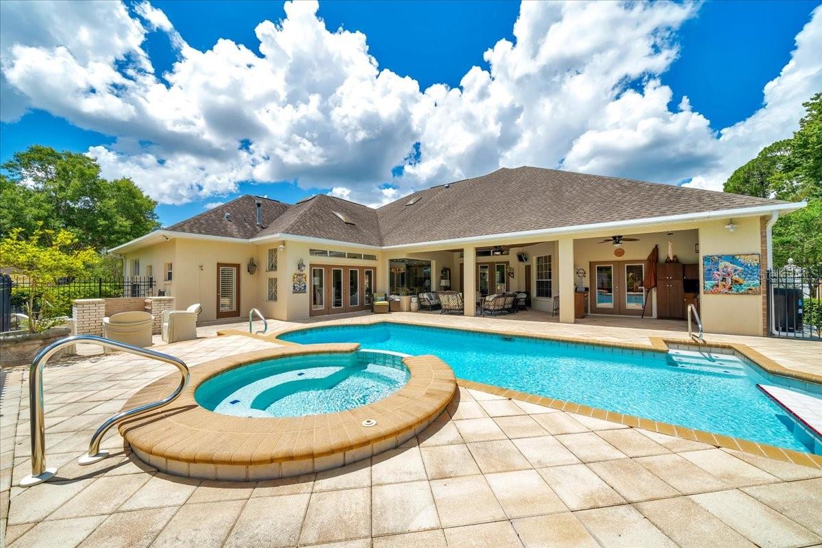 WATERS OF WEEKI WACHEE - Residential