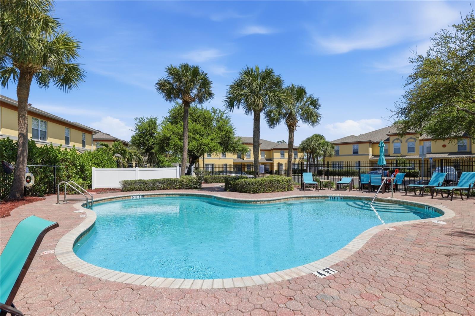 COQUINA KEY TWNHMS - Residential