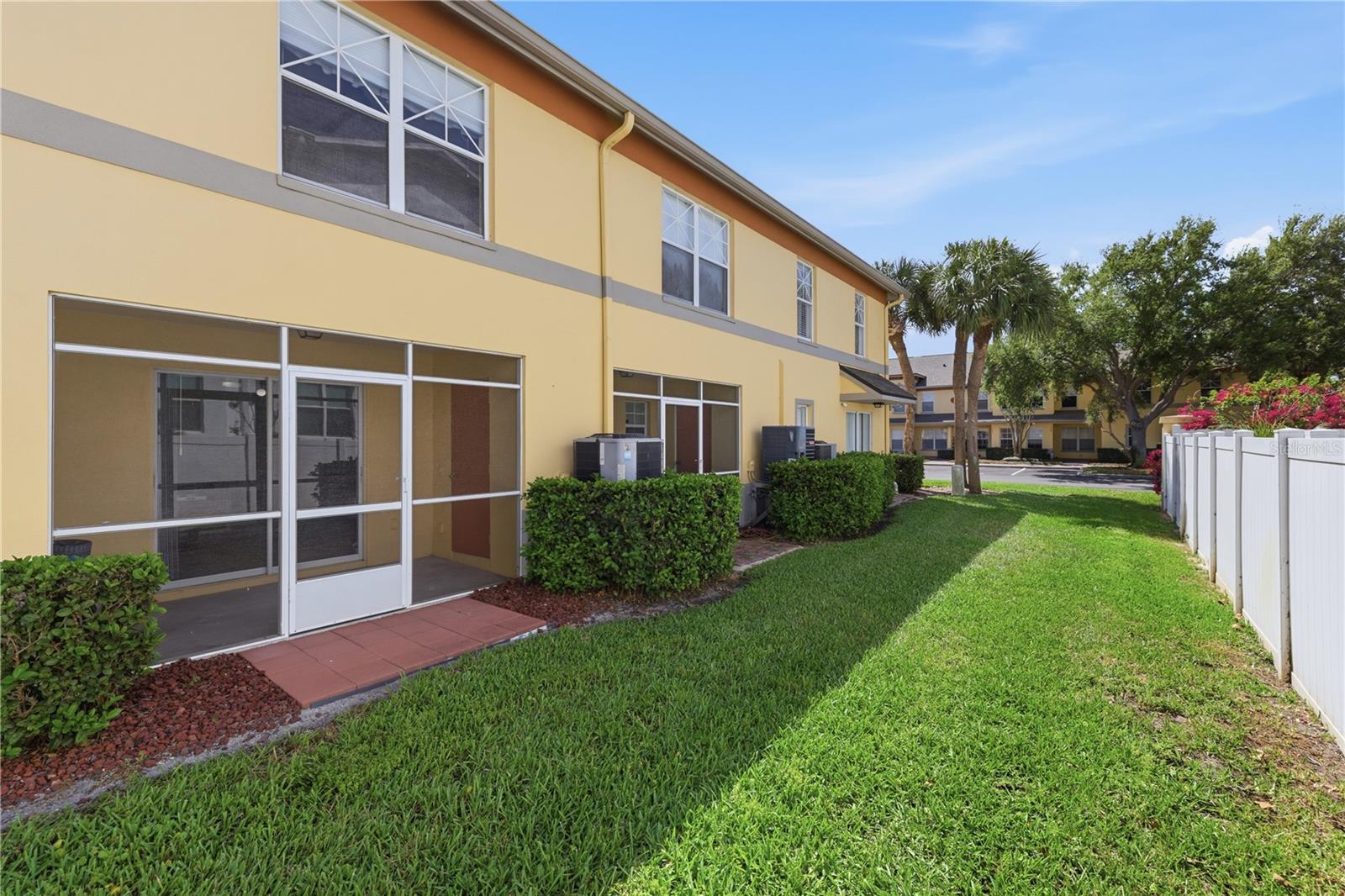 COQUINA KEY TWNHMS - Residential