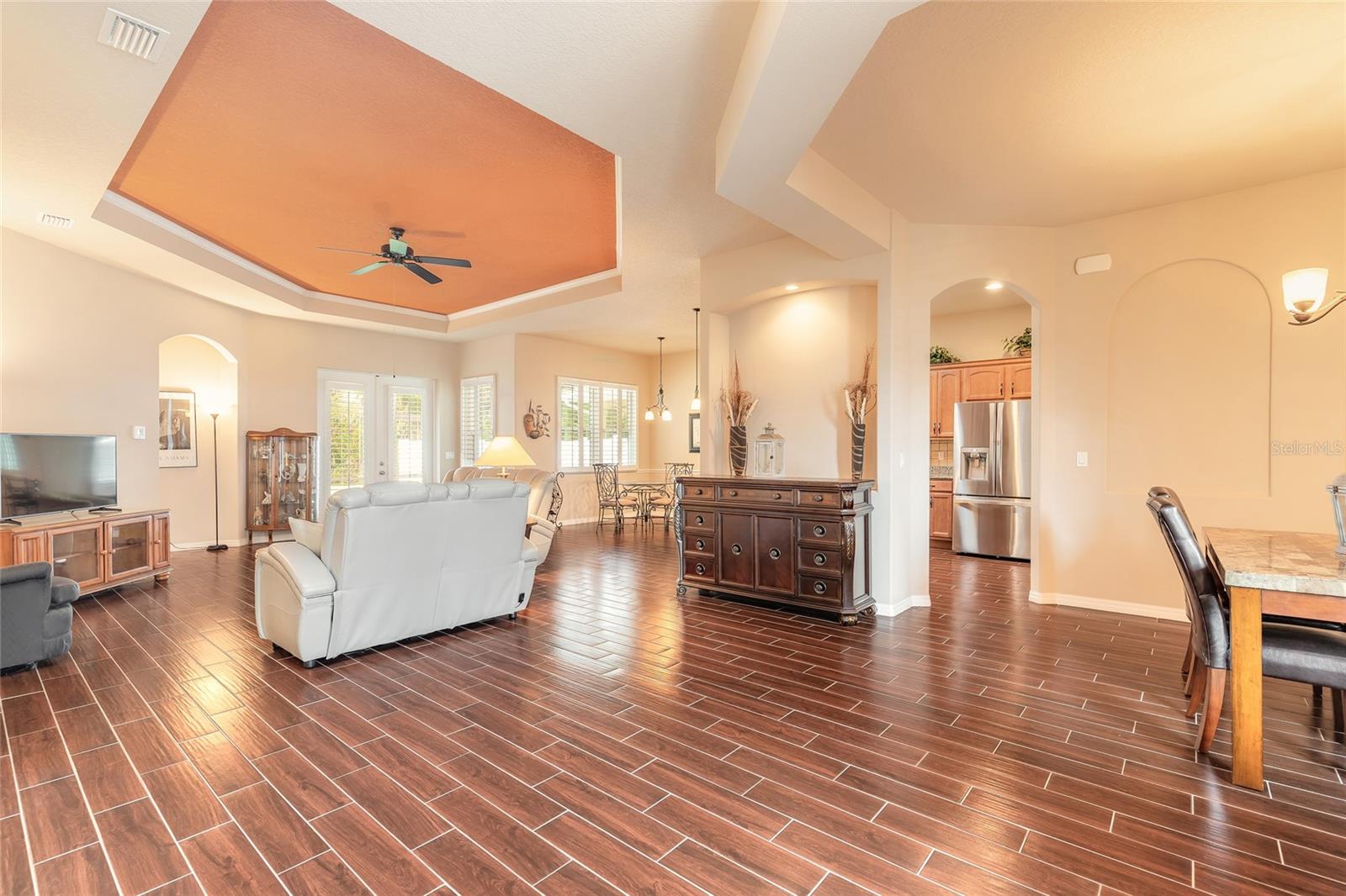 PROMENADE PARKE - Residential