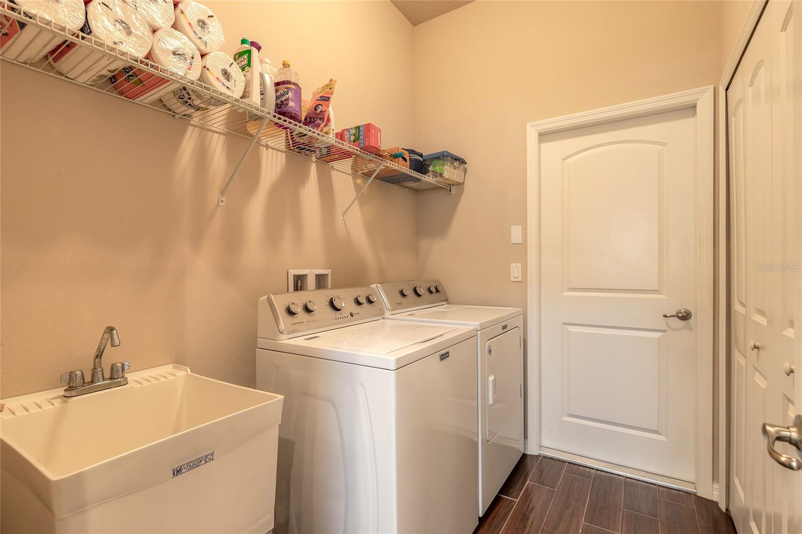 PROMENADE PARKE - Residential