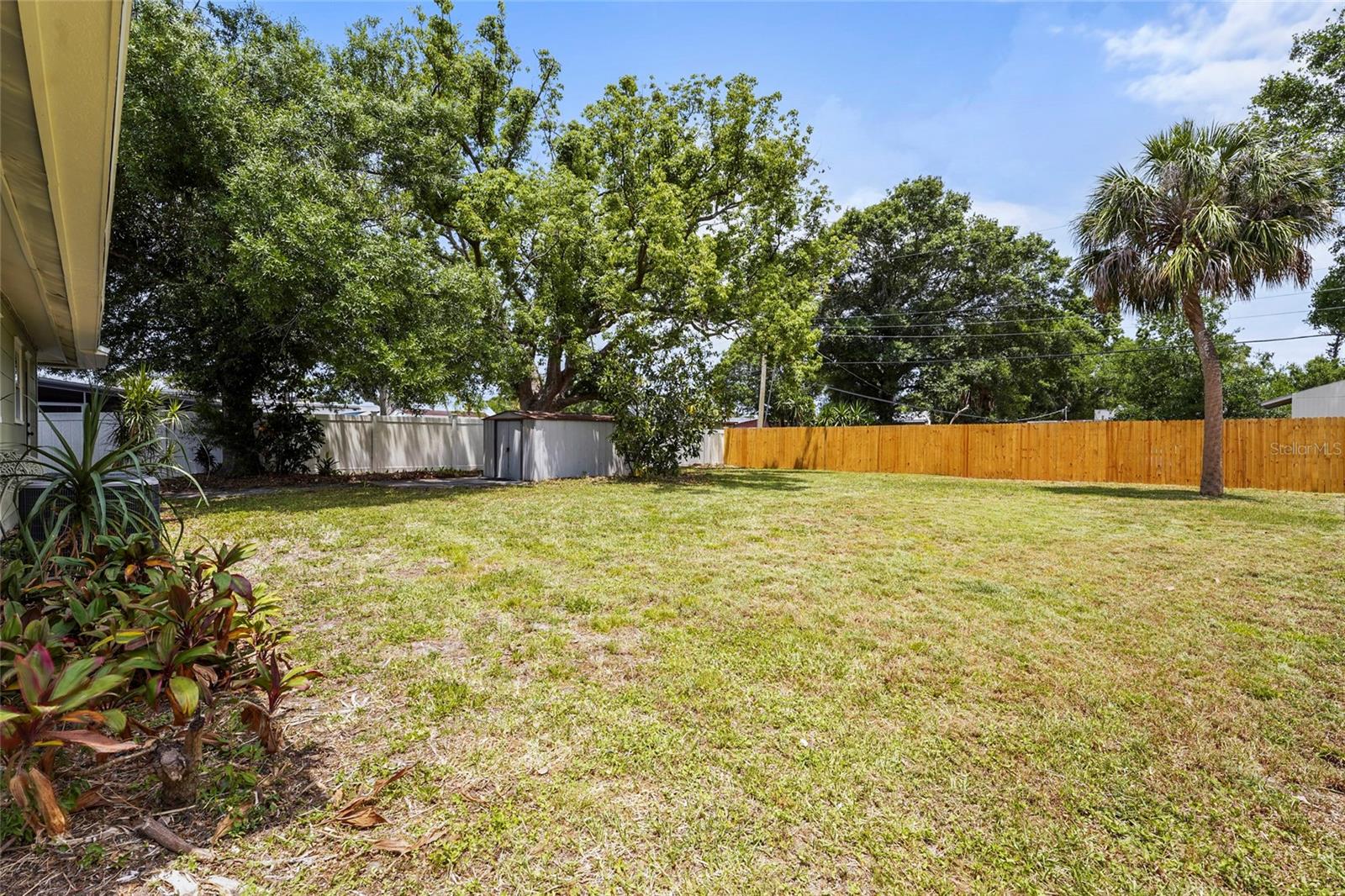 POINCIANA PARK - Residential