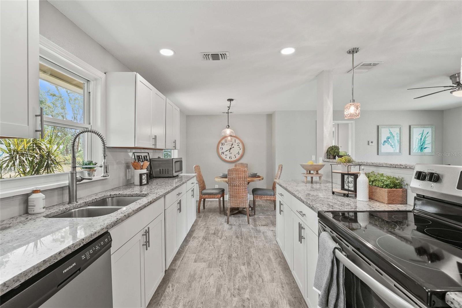 POINCIANA PARK - Residential