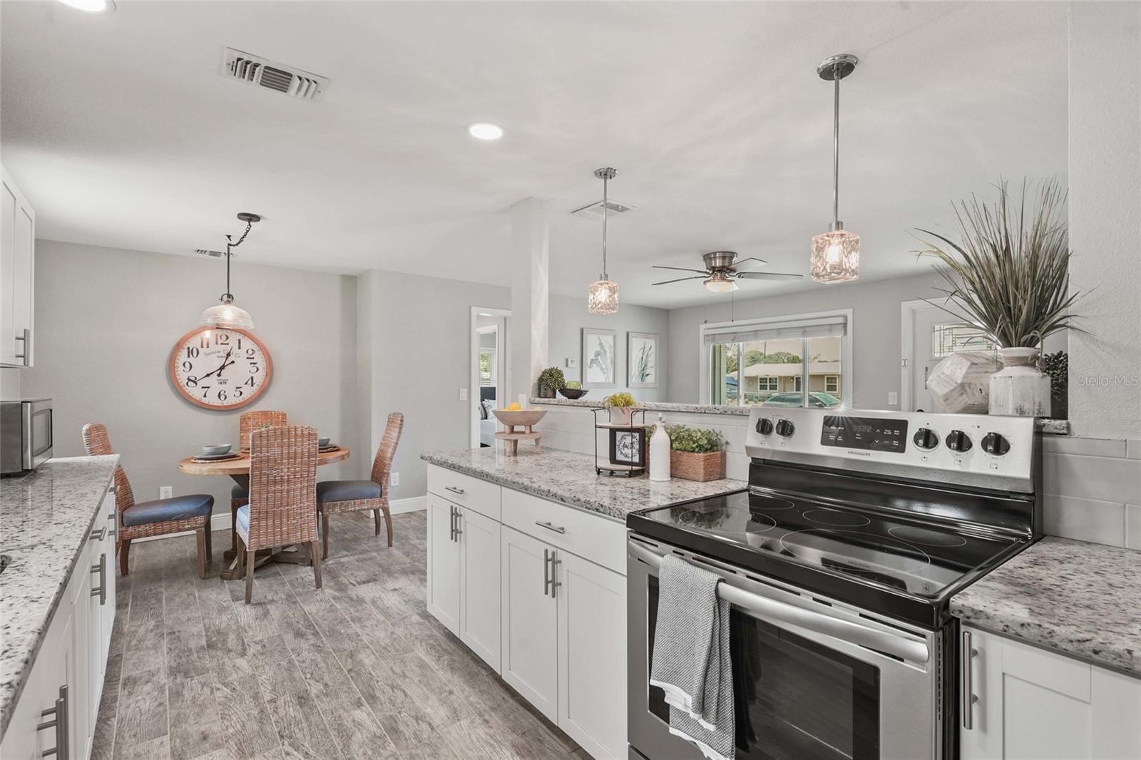 POINCIANA PARK - Residential