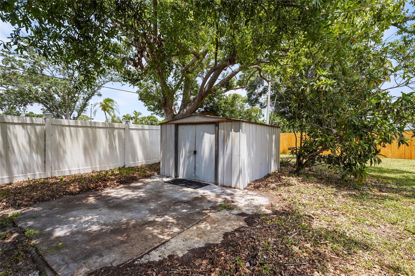 POINCIANA PARK - Residential