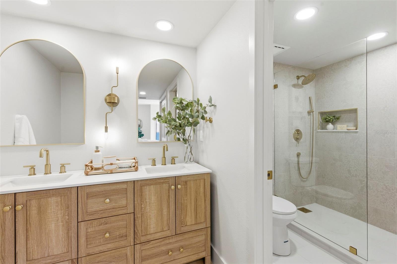 CIEGA VERDE CONDO - Residential