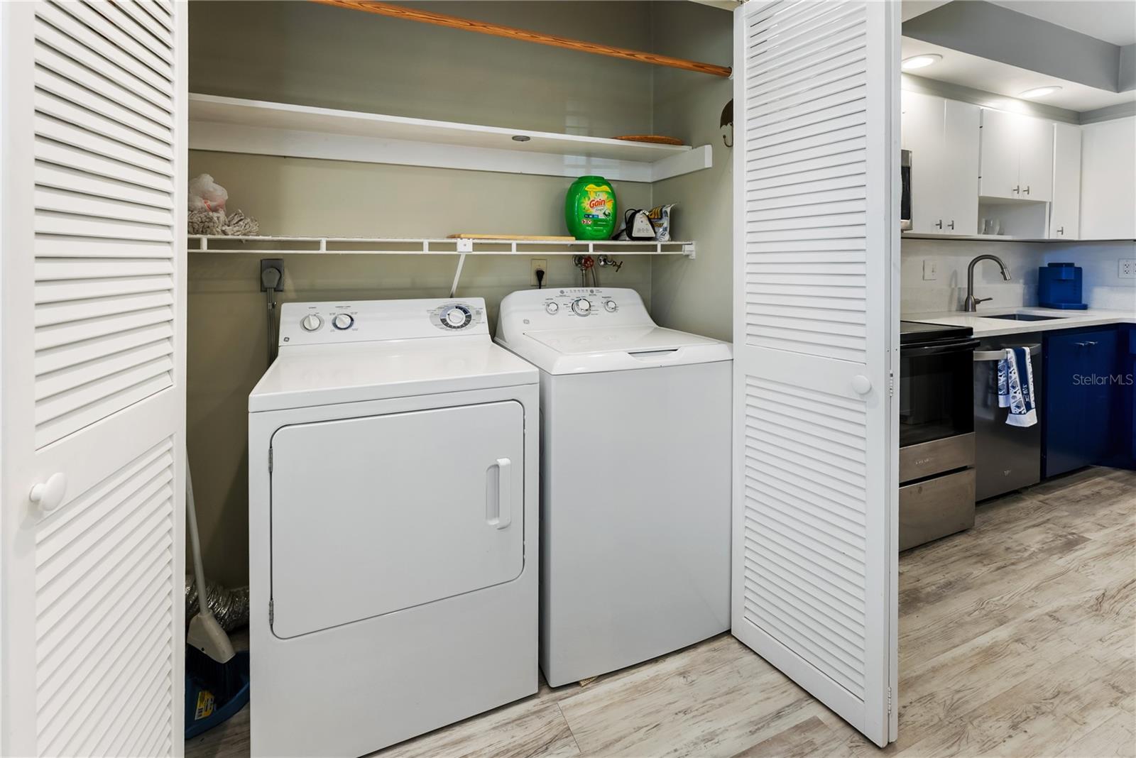 PALM-AIRE DESOTO LAKES COUNTRY CLUB 3 - Residential Lease