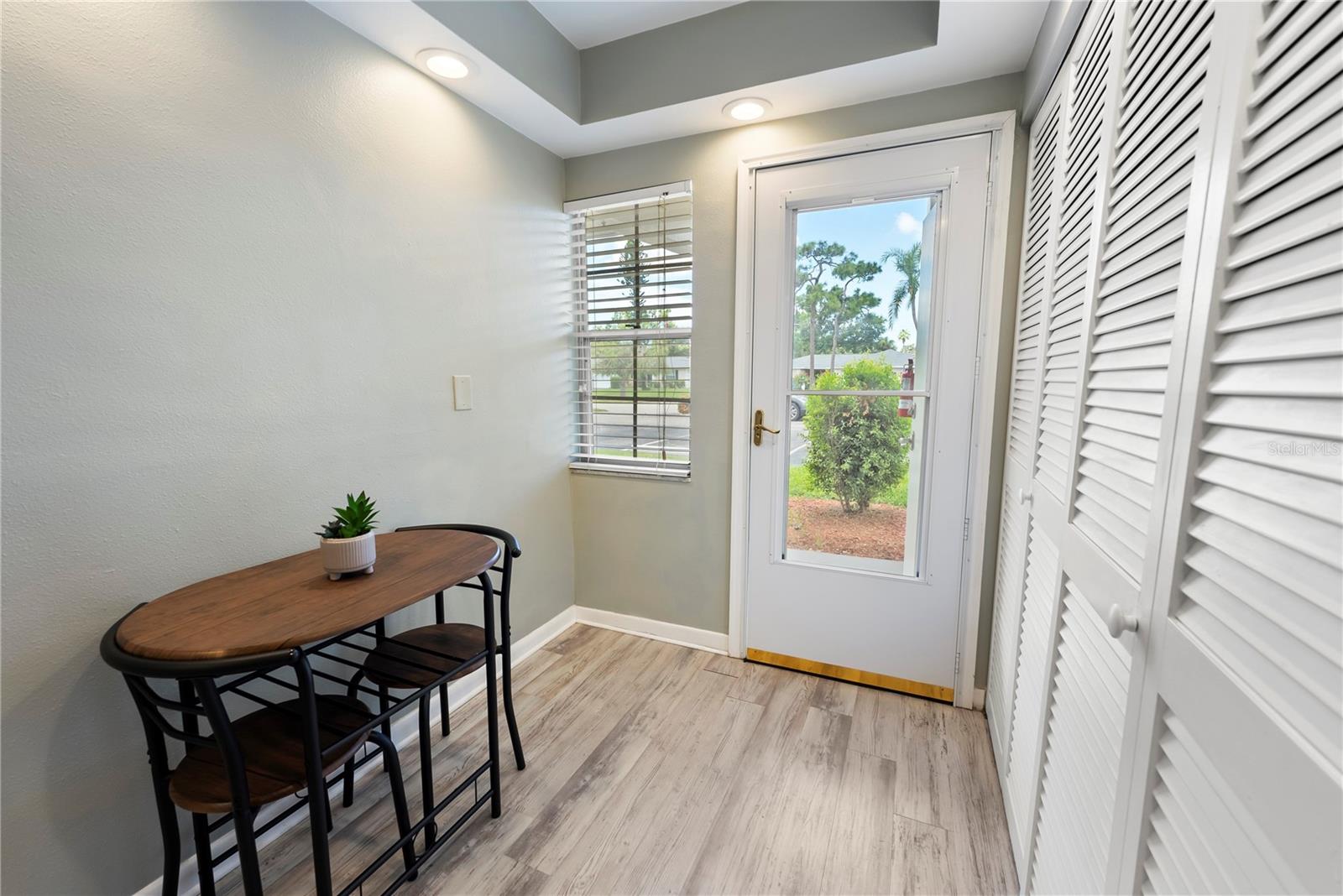 PALM-AIRE DESOTO LAKES COUNTRY CLUB 3 - Residential Lease